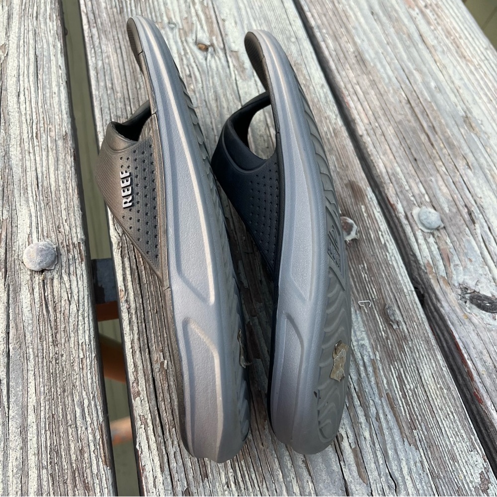 Reef Men's Classic Black Summer Sandals - Picture 2 of 4